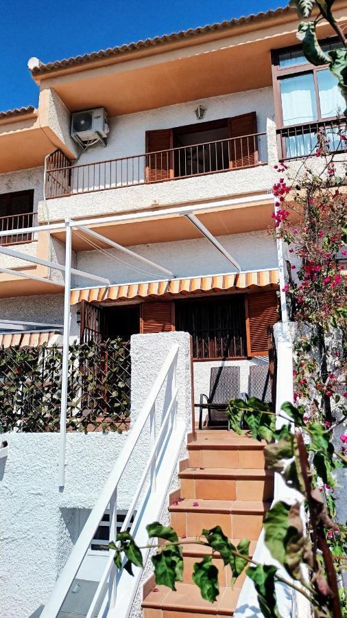 Santa Polita Villa ซานตาโปลา ภายนอก รูปภาพ